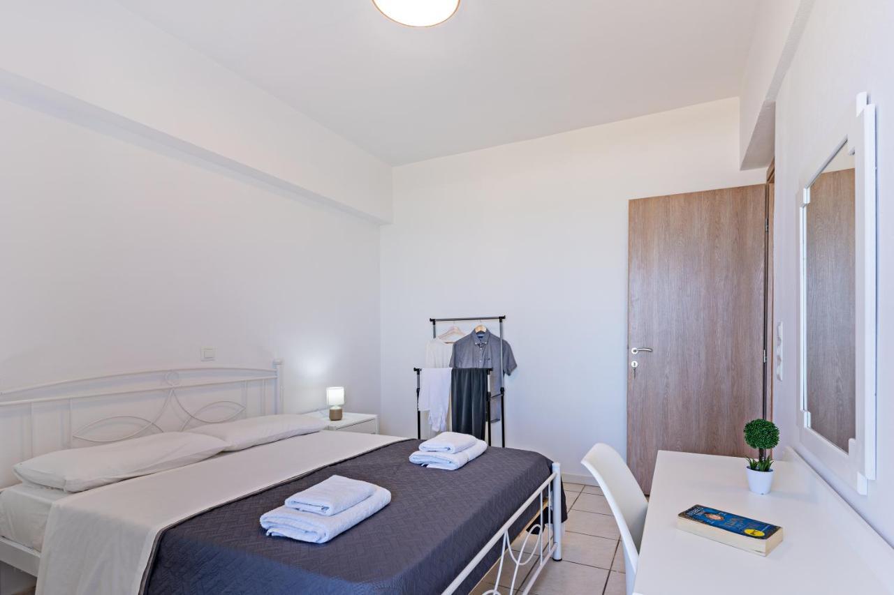 Azure Seaside Apts Magnisía Exteriör bild