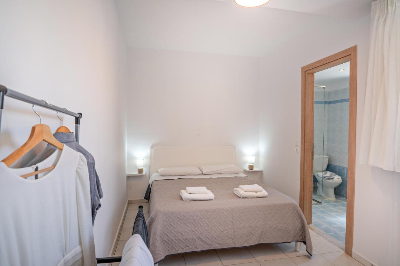 Azure Seaside Apts Magnisía Exteriör bild