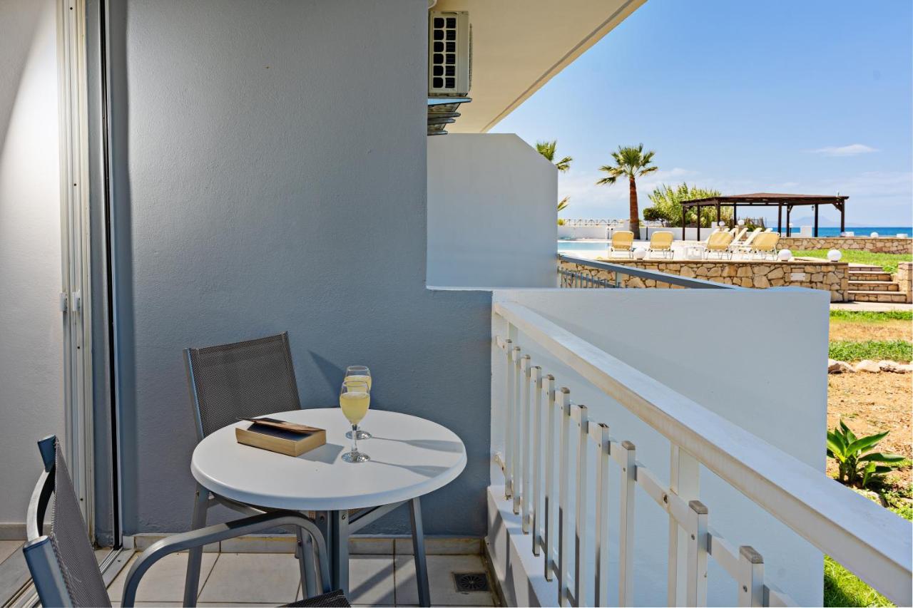 Azure Seaside Apts Magnisía Exteriör bild